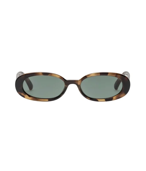 Outta Love - Le Specs