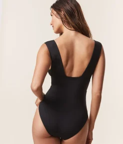 The Mykonos One Piece - Flat - Black - Classic