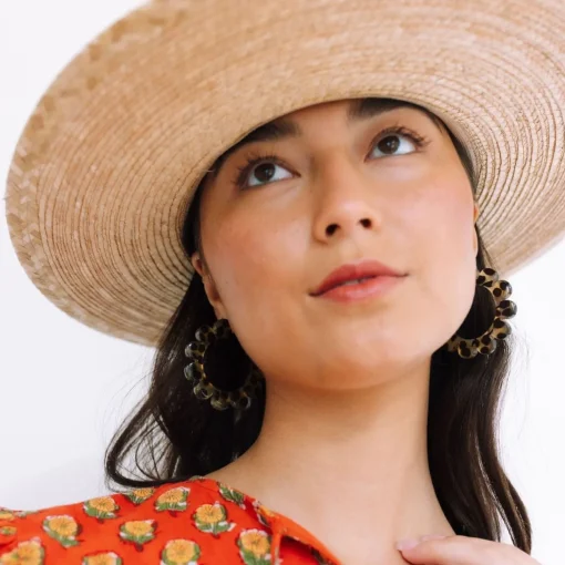 Tortoise Flower Outline Hoops - Sunshine Tienda